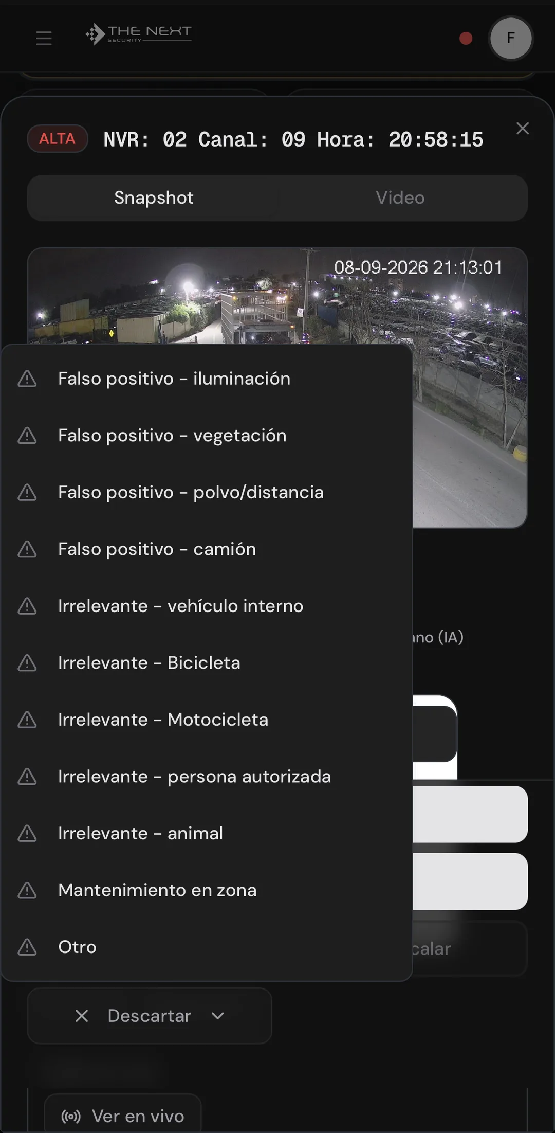Lista de motivos para descartar una alerta: falso positivo por iluminación, vegetación o camión, persona autorizada, animal, entre otros.